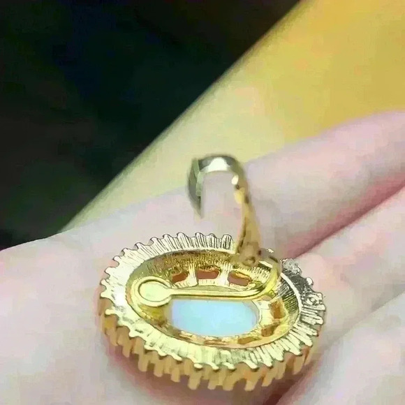 Avon multicolor buttons clip earrings gold tone fuax pearl Rhinestones - Picture 6 of 16